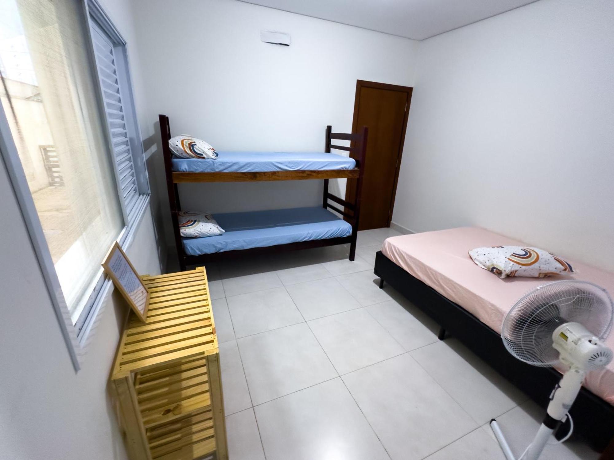 Hostel Familia Castor Itanhaém Extérieur photo