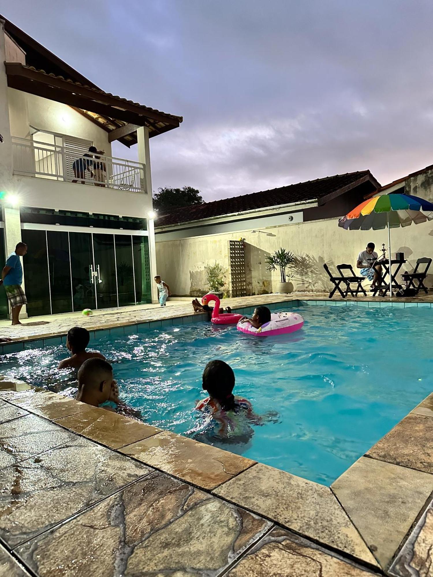Hostel Familia Castor Itanhaém Extérieur photo